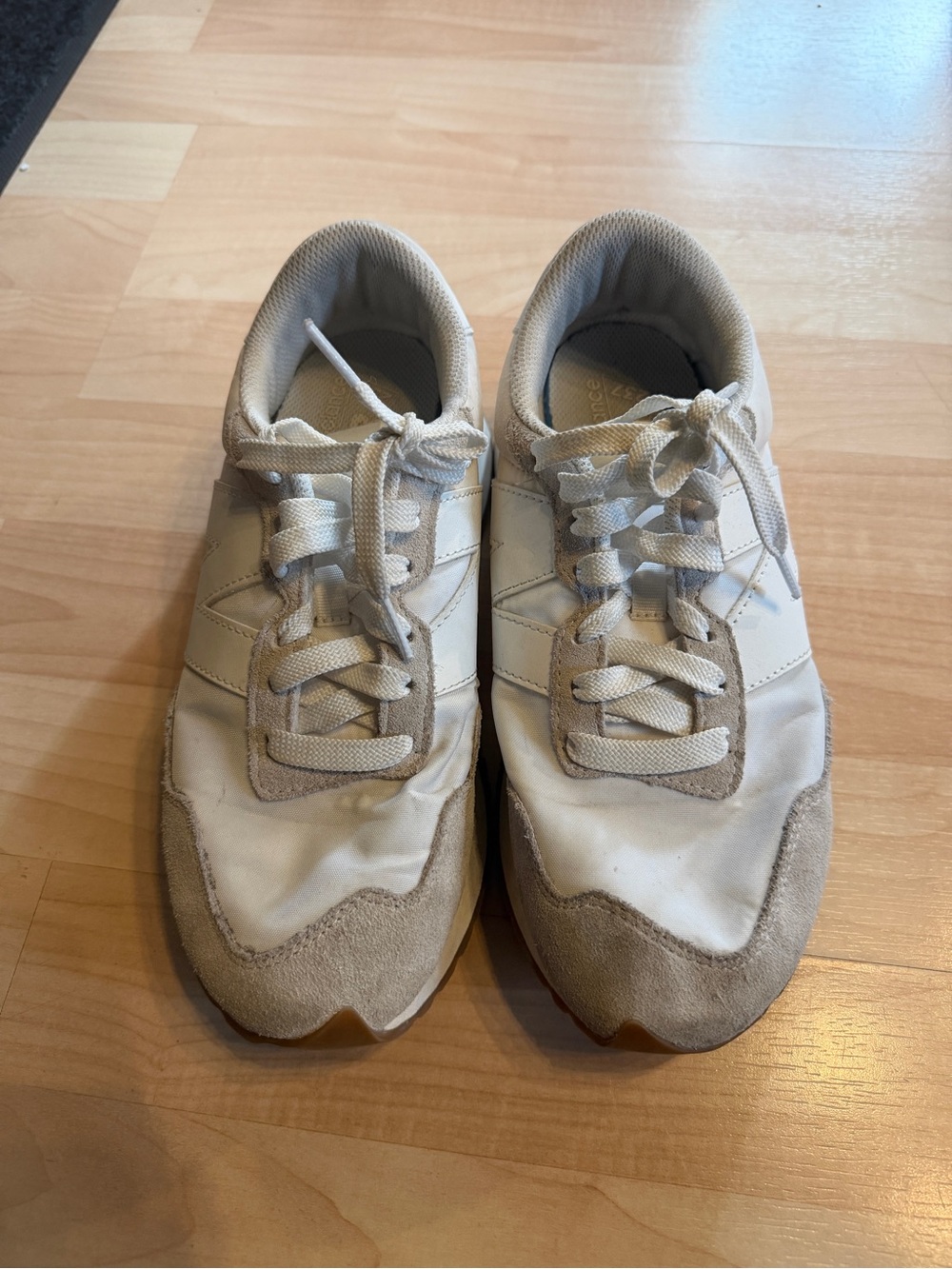 New Balance Women’s Sneakers in Cream and Tan